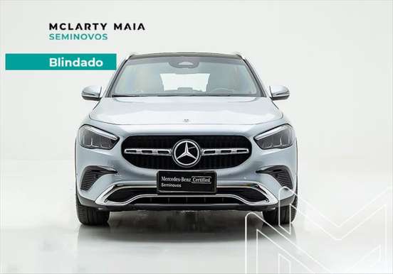 MERCEDES-BENZ-GLA 200-2024