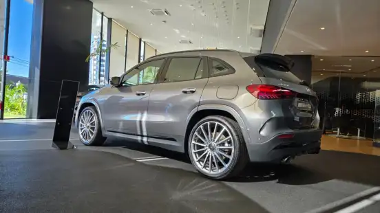 MERCEDES-BENZ-GLA 35 AMG-2.0 MHEV 4MATIC SPEEDSHIFT MERCEDES-BENZ-GLA 35 AMG-2025