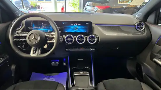 MERCEDES-BENZ-GLA 35 AMG-2025