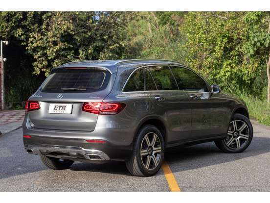 MERCEDES-BENZ-GLC 220d-2019