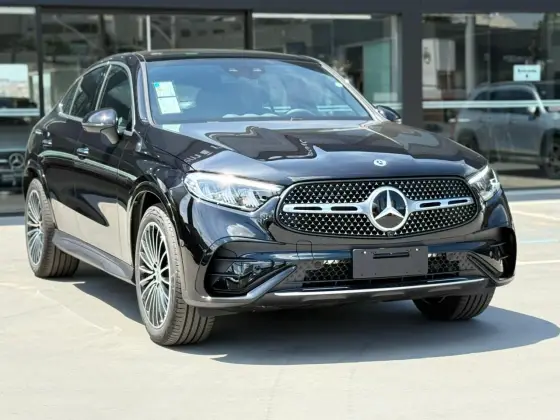MERCEDES-BENZ GLC 300 2.0 MHEV AMG LINE COUPÉ 4MATIC 9G-TRONIC