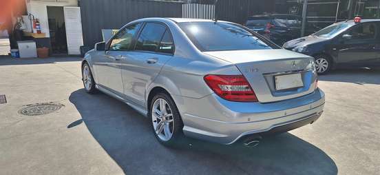 MERCEDES-BENZ-C 180-2013