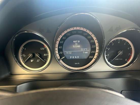 MERCEDES-BENZ-C 200-2010
