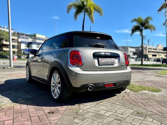 MINI-COOPER-1.5 12V TURBO GASOLINA 2P AUTOMÁTICO MINI-COOPER-2017