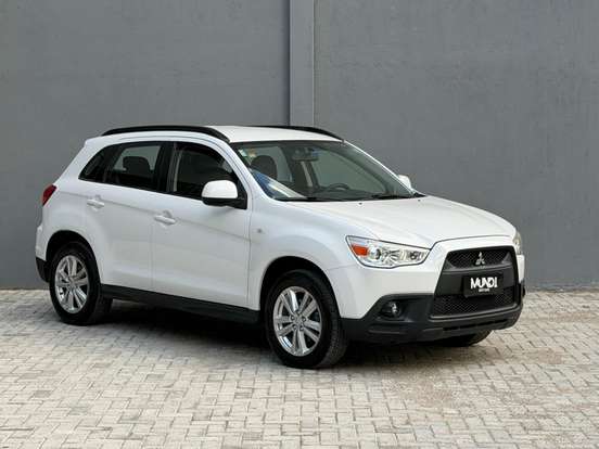 MITSUBISHI-ASX-2011