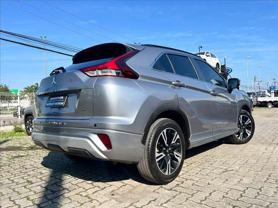 MITSUBISHI-ECLIPSE CROSS-1.5 MIVEC TURBO GASOLINA HPE CVT MITSUBISHI-ECLIPSE CROSS-2024