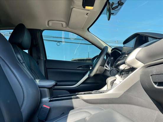 MITSUBISHI-ECLIPSE CROSS-2024