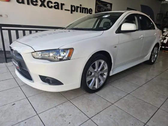 MITSUBISHI LANCER 2.0 GT 16V GASOLINA 4P AUTOMÁTICO MITSUBISHI LANCER 2.0 GT 16V GASOLINA 4P AUTOMÁTICO