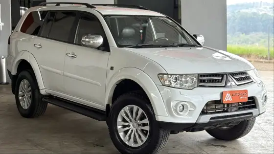 MITSUBISHI PAJERO DAKAR 3.2 HPE 4X4 7 LUGARES 16V TURBO INTERCOOLER DIESEL 4P AUTOMÁTICO MITSUBISHI PAJERO DAKAR 3.2 HPE 4X4 7 LUGARES 16V TURBO INTERCOOLER DIESEL 4P AUTOMÁTICO
