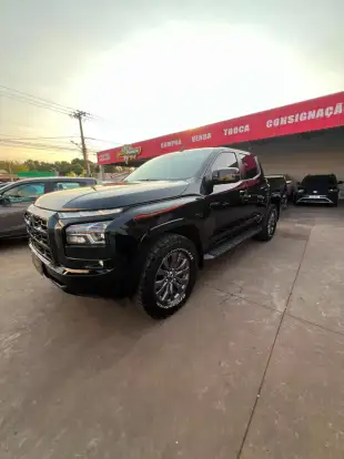 MITSUBISHI-TRITON-2025