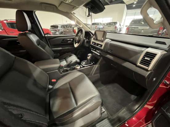 MITSUBISHI-TRITON-2025