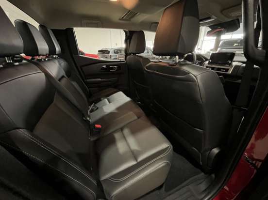 MITSUBISHI-TRITON-2025