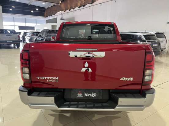 MITSUBISHI-TRITON-2025