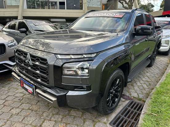 MITSUBISHI-TRITON-2.4 BITURBO DIESEL CD KATANA 4X4 AUTOMÁTICO MITSUBISHI-TRITON-2025