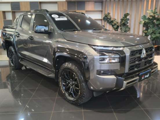 MITSUBISHI-TRITON-2.4 BITURBO DIESEL CD KATANA 4X4 AUTOMÁTICO MITSUBISHI-TRITON-2025