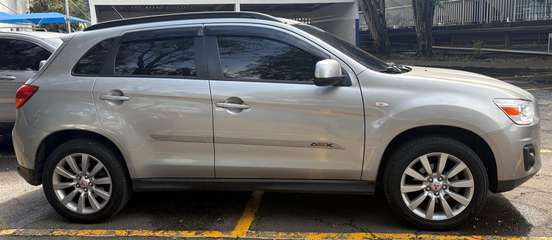 MITSUBISHI-ASX-2016