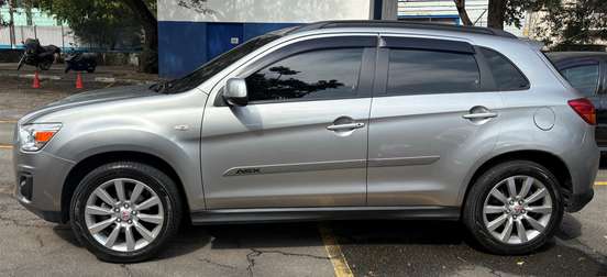 MITSUBISHI-ASX-2016