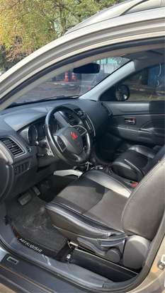 MITSUBISHI-ASX-2016
