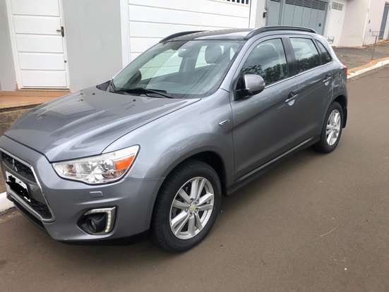 MITSUBISHI-ASX-2012