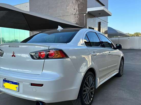 MITSUBISHI-LANCER-2.0 HL-T 16V GASOLINA 4P AUTOMÁTICO MITSUBISHI-LANCER-2018