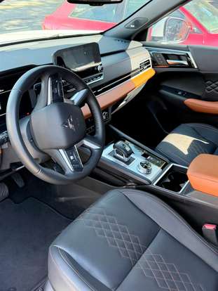 MITSUBISHI-OUTLANDER-2025