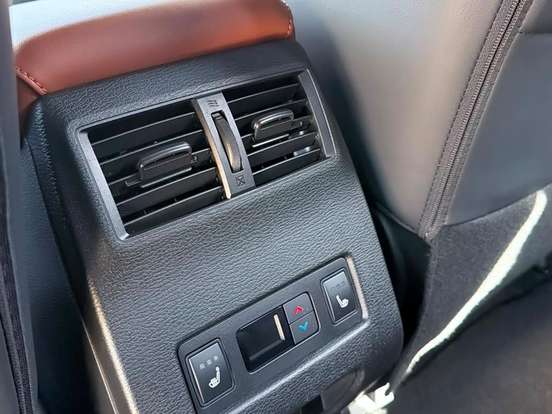 MITSUBISHI-OUTLANDER-2.4 PHEV SIGNATURE S-AWC DHT MITSUBISHI-OUTLANDER-2025