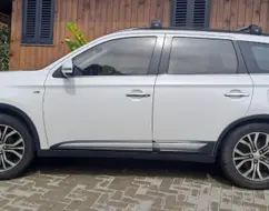 MITSUBISHI OUTLANDER 3.0 GT 4X4 V6 24V GASOLINA 4P AUTOMÁTICO MITSUBISHI OUTLANDER 3.0 GT 4X4 V6 24V GASOLINA 4P AUTOMÁTICO