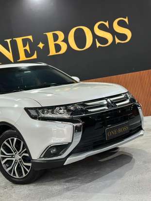 MITSUBISHI-OUTLANDER-2015