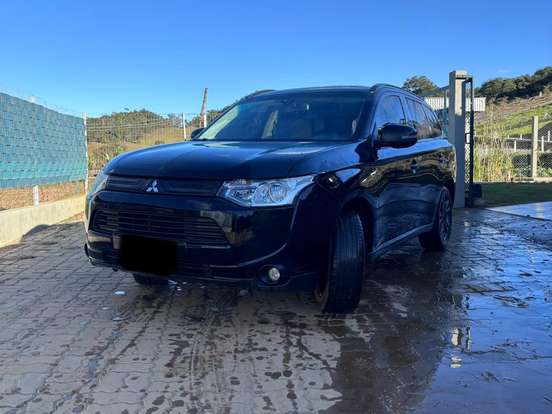 MITSUBISHI-OUTLANDER-3.0 GT 4X4 V6 24V GASOLINA 4P AUTOMÁTICO MITSUBISHI-OUTLANDER-2014