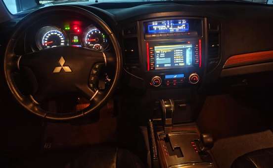 MITSUBISHI-PAJERO FULL-3.2 GLS 4X4 16V TURBO INTERCOOLER DIESEL 4P AUTOMÁTICO MITSUBISHI-PAJERO FULL-2008