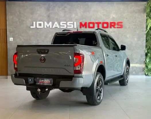 NISSAN-FRONTIER-2023