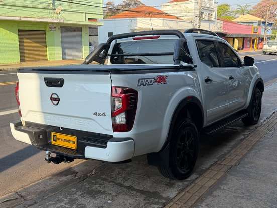 NISSAN-FRONTIER-2023