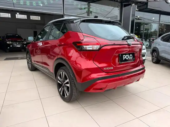 NISSAN-KICKS-2023