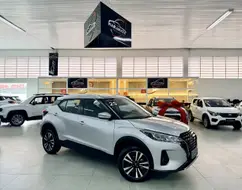 NISSAN KICKS PLAY 1.6 16V FLEXSTART SENSE XTRONIC NISSAN KICKS PLAY 1.6 16V FLEXSTART SENSE XTRONIC