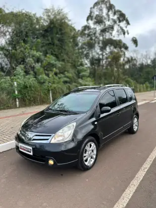 NISSAN LIVINA 1.8 SL 16V FLEX 4P AUTOMÁTICO NISSAN LIVINA 1.8 SL 16V FLEX 4P AUTOMÁTICO