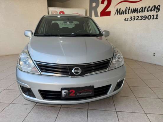 NISSAN-TIIDA-2012