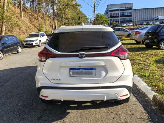 NISSAN-KICKS-2022
