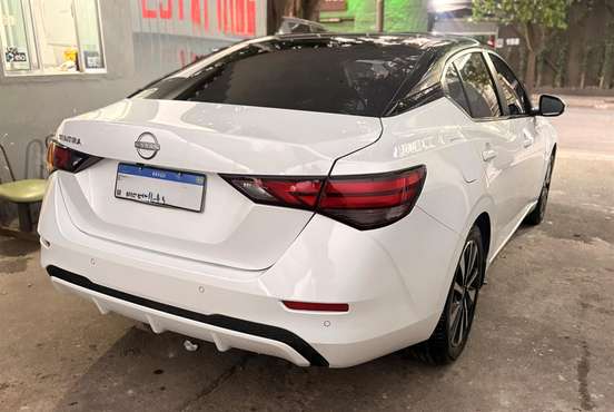 NISSAN-SENTRA-2024