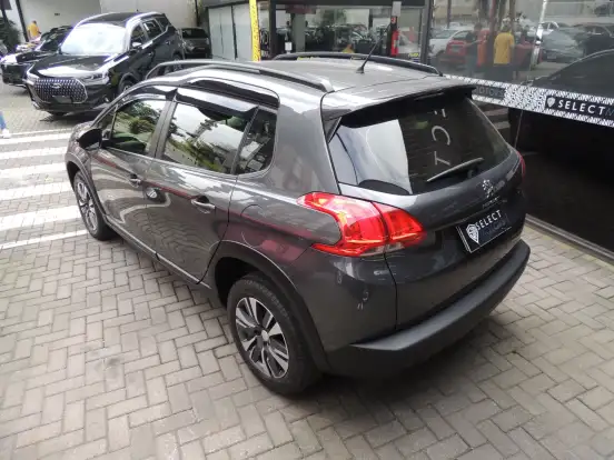 PEUGEOT-2008-2021