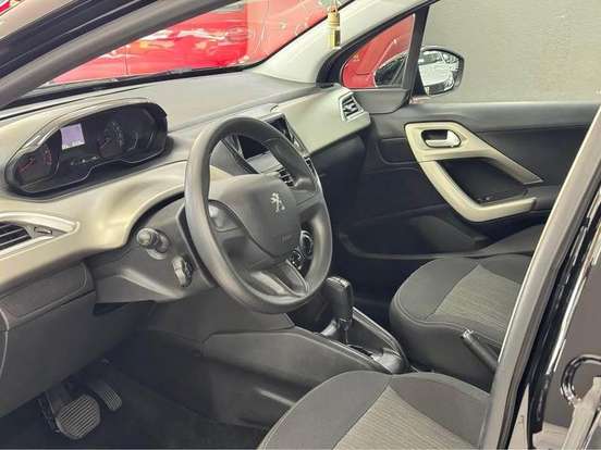 PEUGEOT-2008-2021