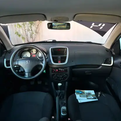 PEUGEOT-207-2013