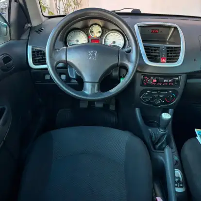 PEUGEOT-207-2013