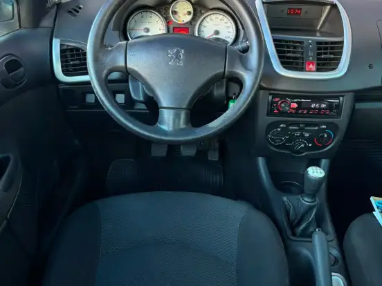 PEUGEOT-207-1.4 ACTIVE 8V FLEX 4P MANUAL PEUGEOT-207-2013