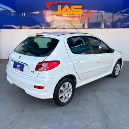 PEUGEOT-207-2013