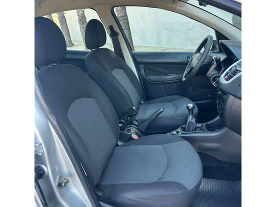 PEUGEOT-207-2013