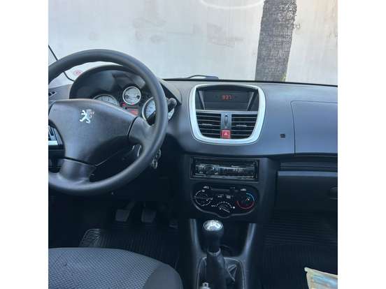 PEUGEOT-207-2013