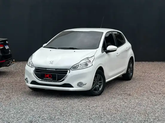 PEUGEOT-208-2015