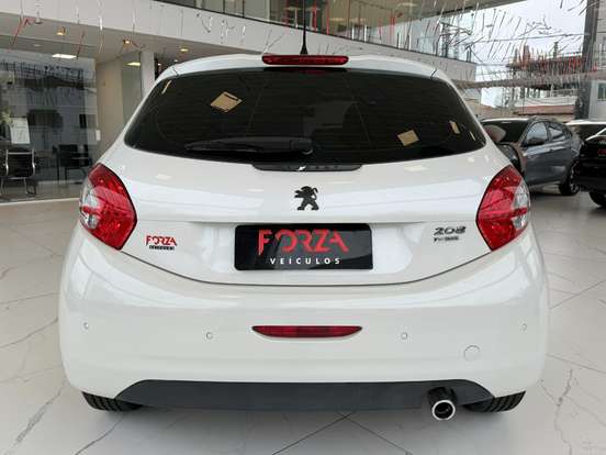 PEUGEOT-208-2014