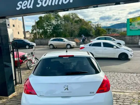 PEUGEOT-308-1.6 ACTIVE 16V FLEX 4P MANUAL PEUGEOT-308-2013