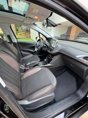 PEUGEOT-2008-2020